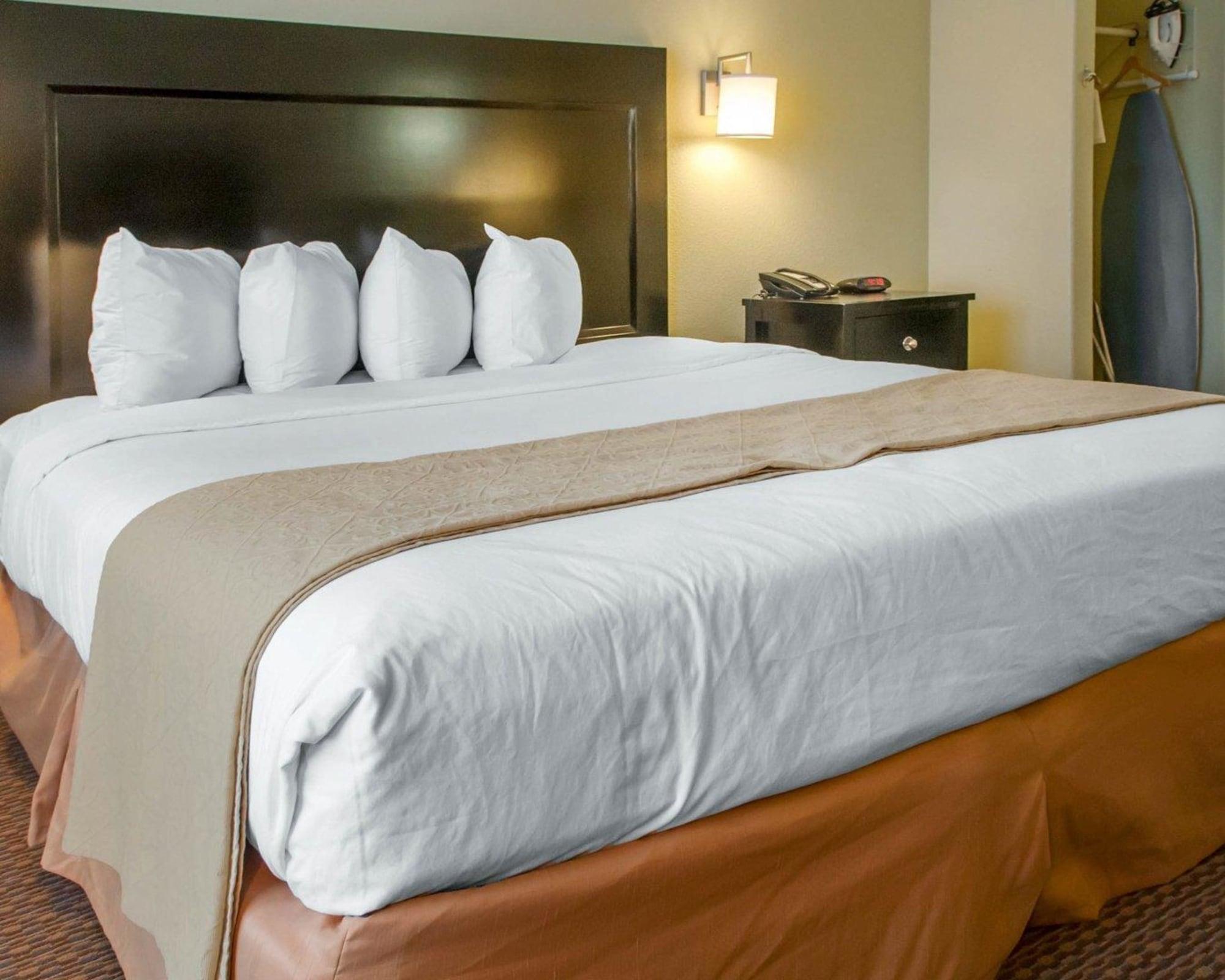 Quality Inn & Suites Gallup I-40 Exit 20 Zewnętrze zdjęcie