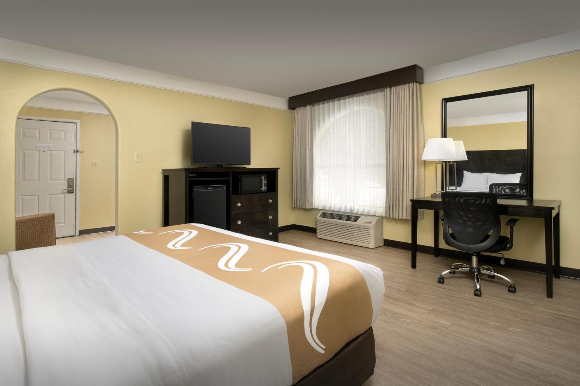 Quality Inn & Suites Gallup I-40 Exit 20 Zewnętrze zdjęcie
