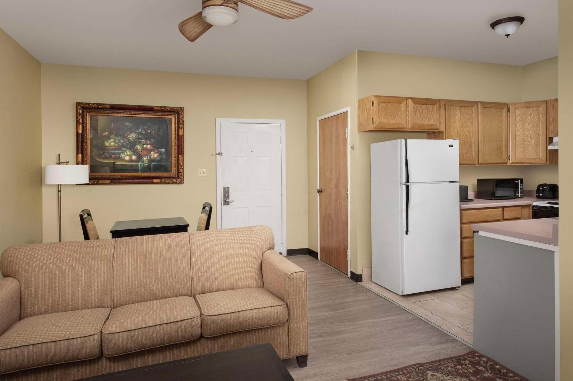 Quality Inn & Suites Gallup I-40 Exit 20 Zewnętrze zdjęcie