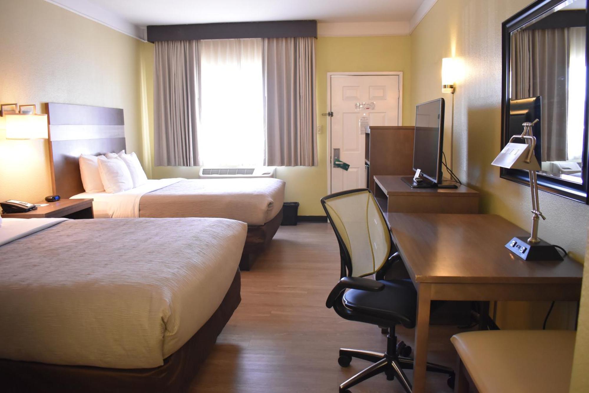 Quality Inn & Suites Gallup I-40 Exit 20 Zewnętrze zdjęcie