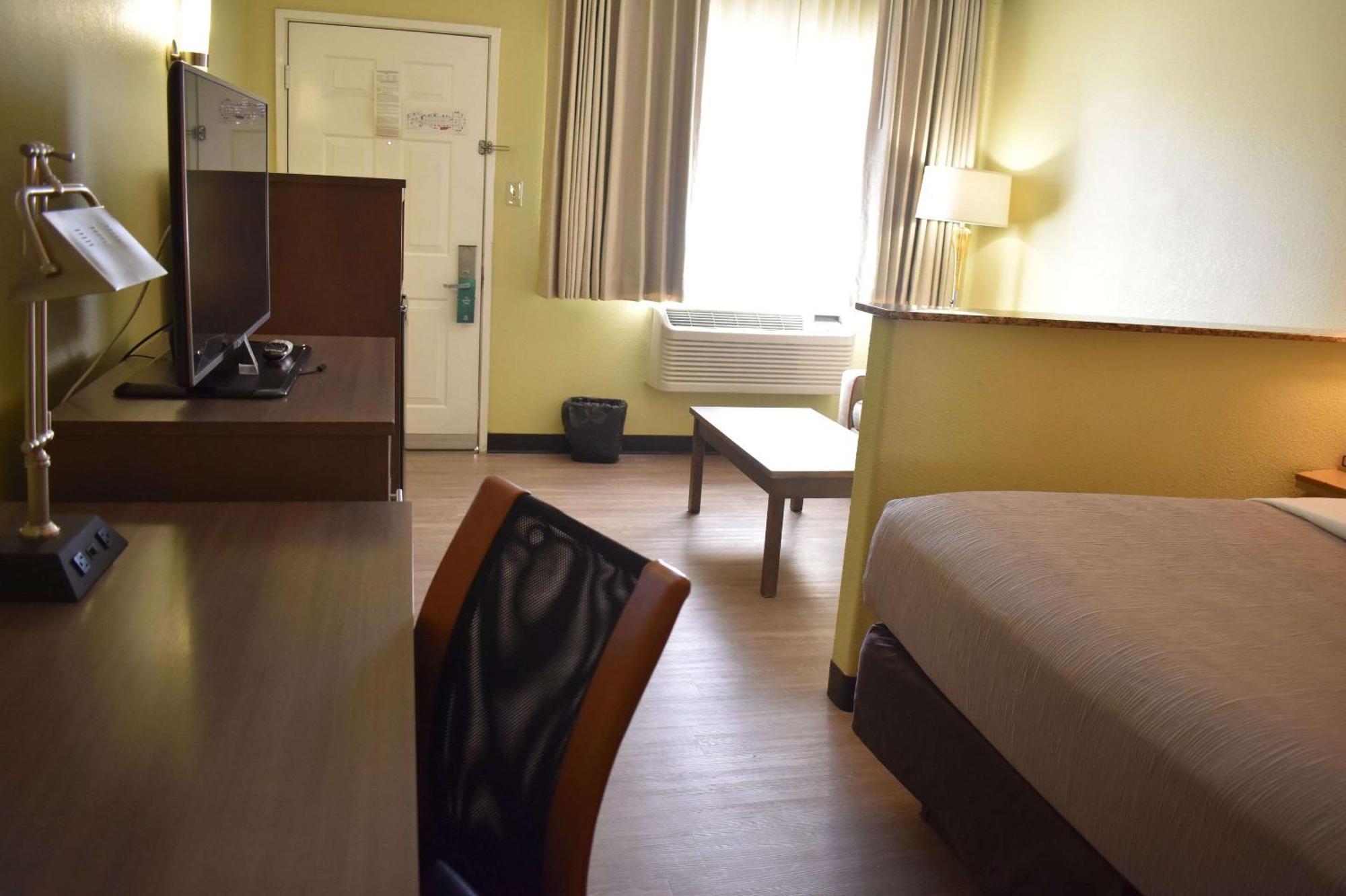 Quality Inn & Suites Gallup I-40 Exit 20 Zewnętrze zdjęcie