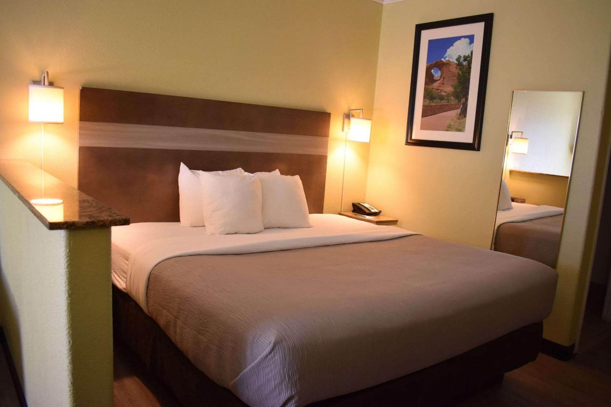 Quality Inn & Suites Gallup I-40 Exit 20 Zewnętrze zdjęcie