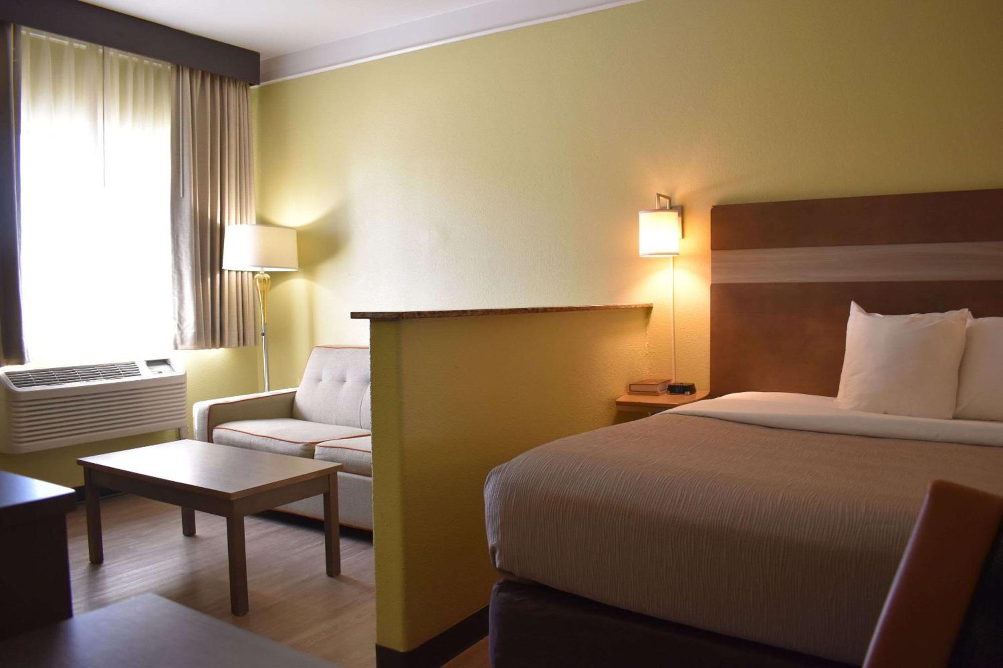 Quality Inn & Suites Gallup I-40 Exit 20 Zewnętrze zdjęcie