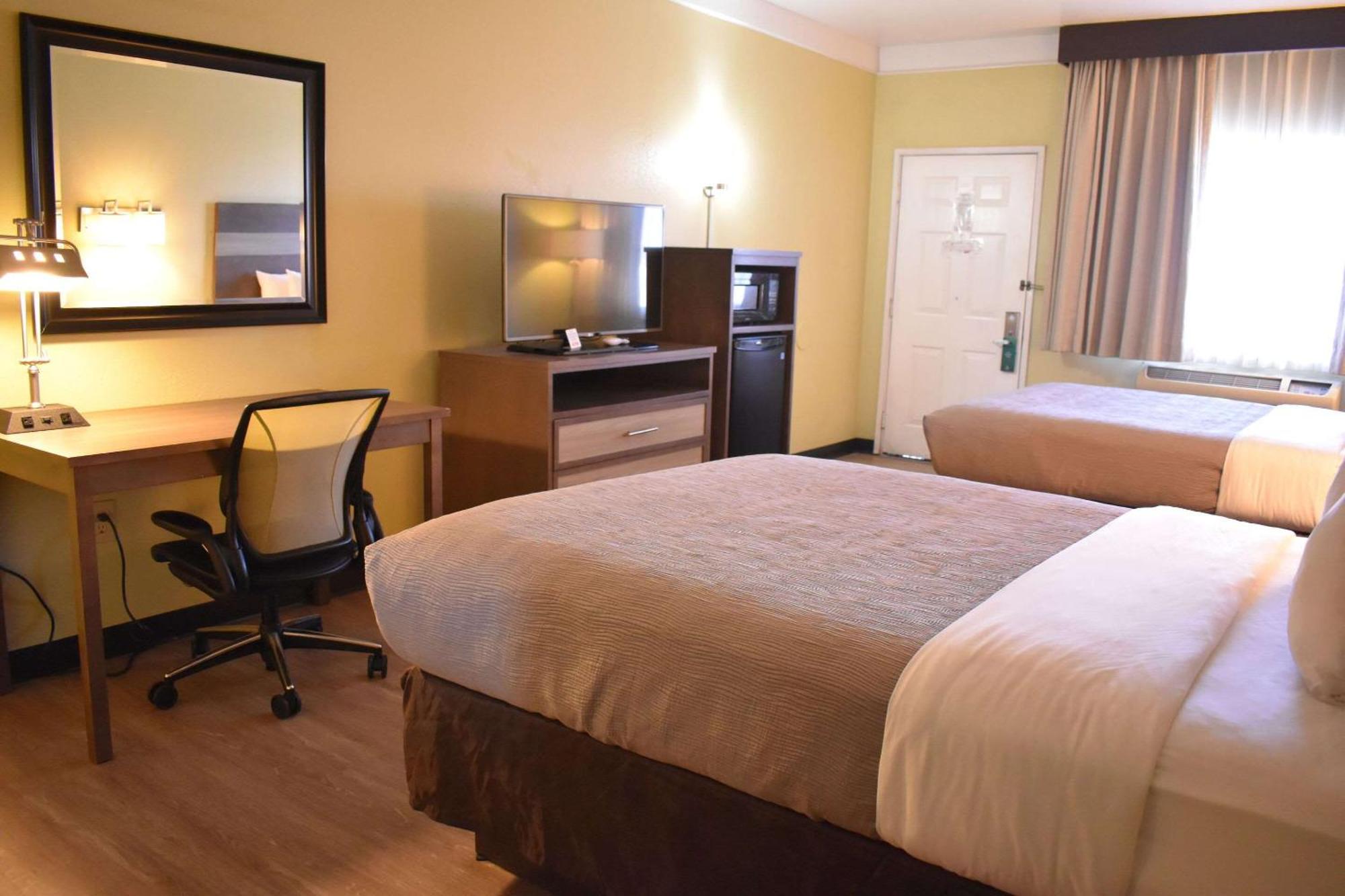 Quality Inn & Suites Gallup I-40 Exit 20 Zewnętrze zdjęcie