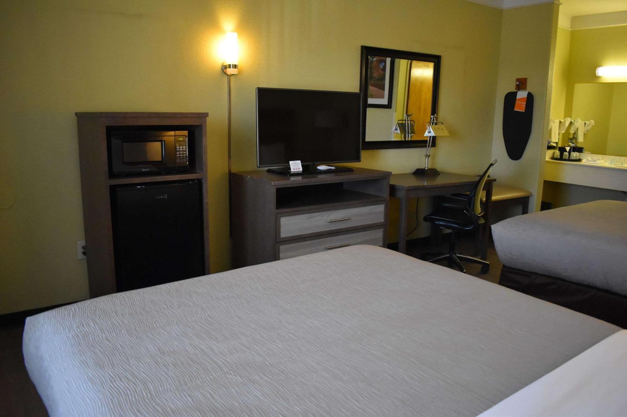 Quality Inn & Suites Gallup I-40 Exit 20 Zewnętrze zdjęcie