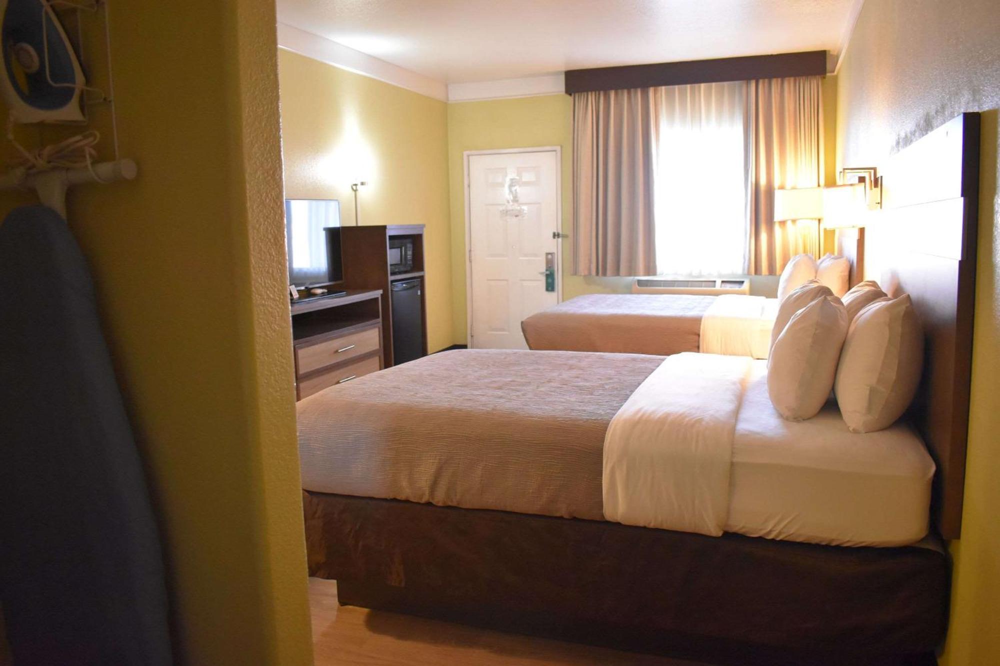 Quality Inn & Suites Gallup I-40 Exit 20 Zewnętrze zdjęcie