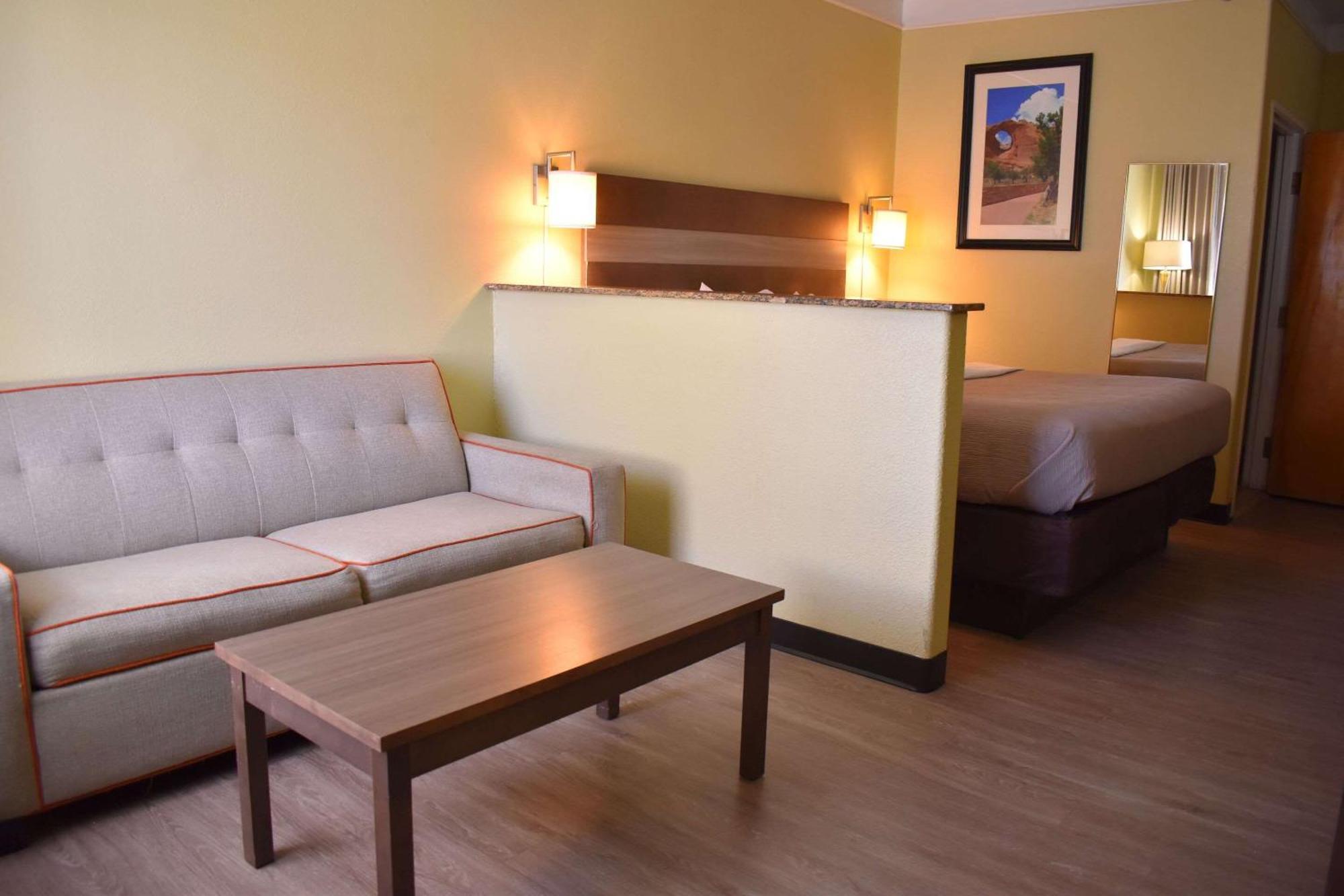 Quality Inn & Suites Gallup I-40 Exit 20 Zewnętrze zdjęcie