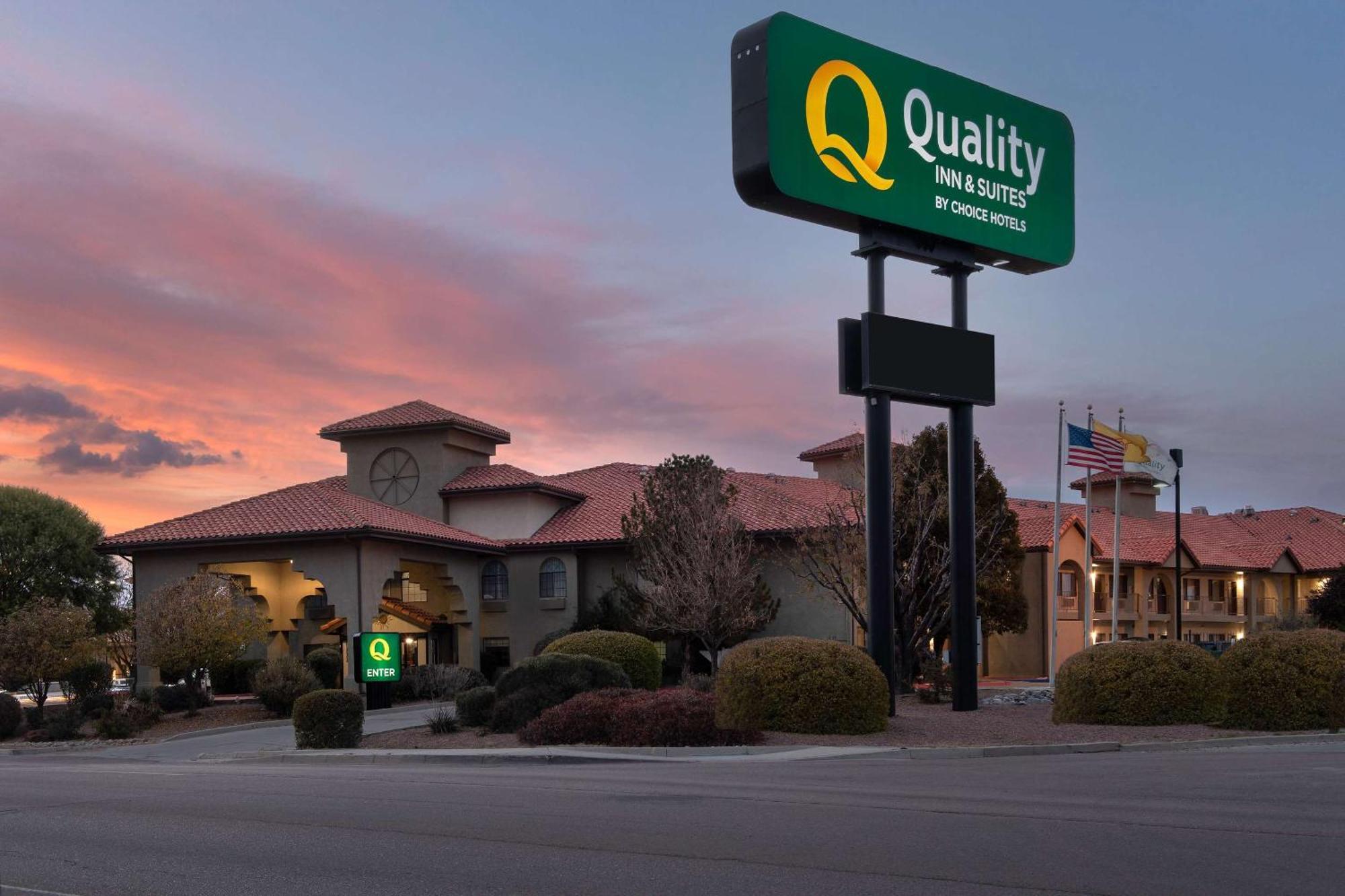 Quality Inn & Suites Gallup I-40 Exit 20 Zewnętrze zdjęcie